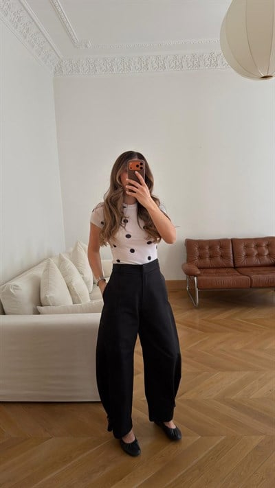 Siyah Beli Ve Paçası Çıt Çıt Detaylı Slouchy Gabardin Pantolon