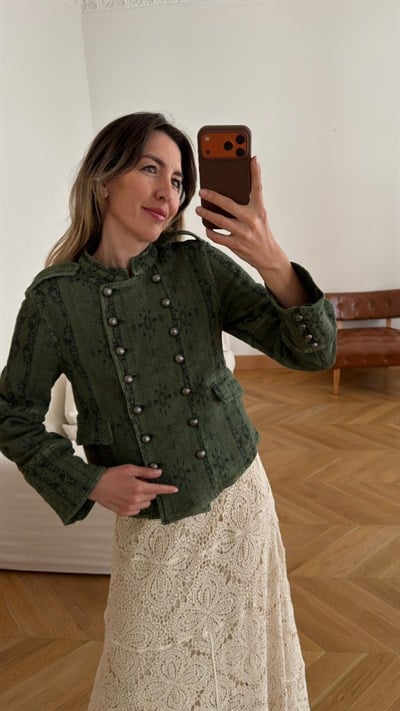 Yeşil Düğme Detaylı Tasarım Ceket