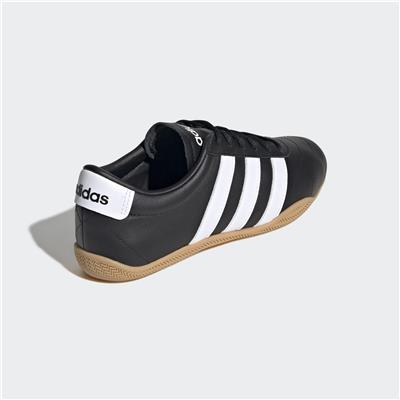 Grand Court Lo