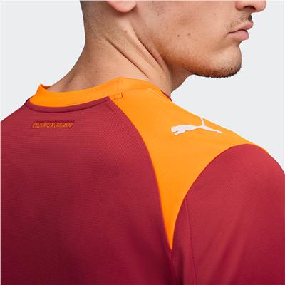 Galatasaray 2025/2026 İç Saha Parçalı Forması