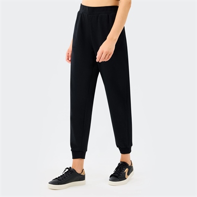 W Essential Jogger Sweatpant