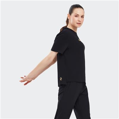 W Graphic T-Shirt Short Sleeve