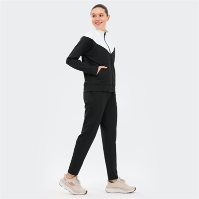 W Peformance Coll. Track Suit