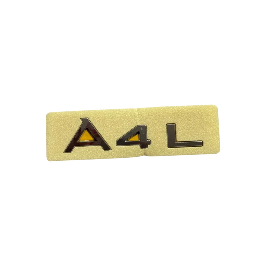 Audi A4L Yazı Krom 34mm-137mm Yapıştırma