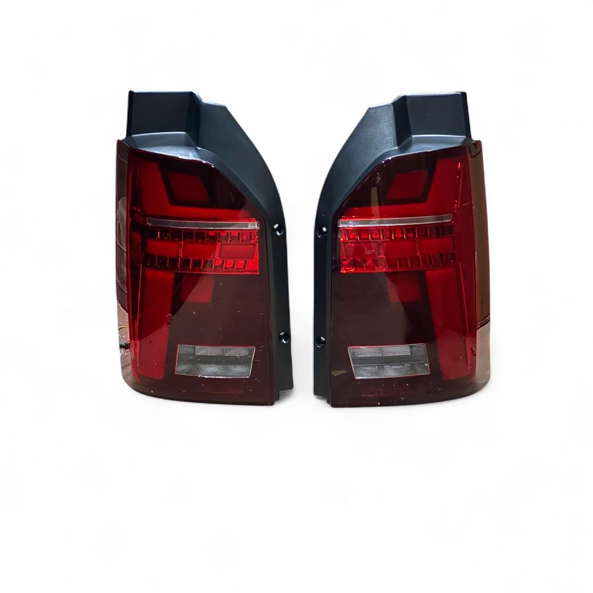 Transporter T7-T8 Stop Lambası Set 2016-2024 7LA945207/7LA945208