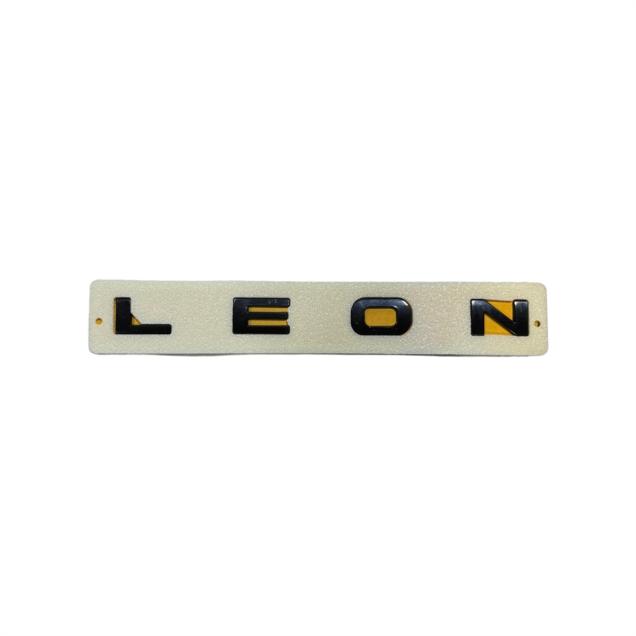 Seat Leon Yazı Büyük Siyah Yapıştırma