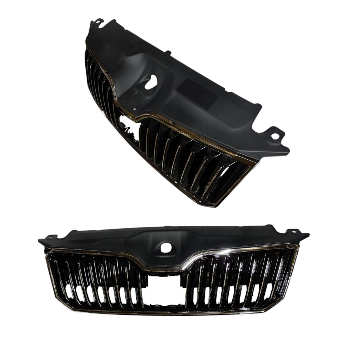 Skoda Superb Ön Panjur Krom Çizgili 2015-2019 3V0853653B