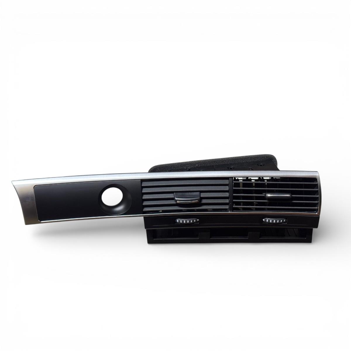 Audi A6 Ön Göğüs Havalandırma Izgarası 2005-2011 4F1820951F H77