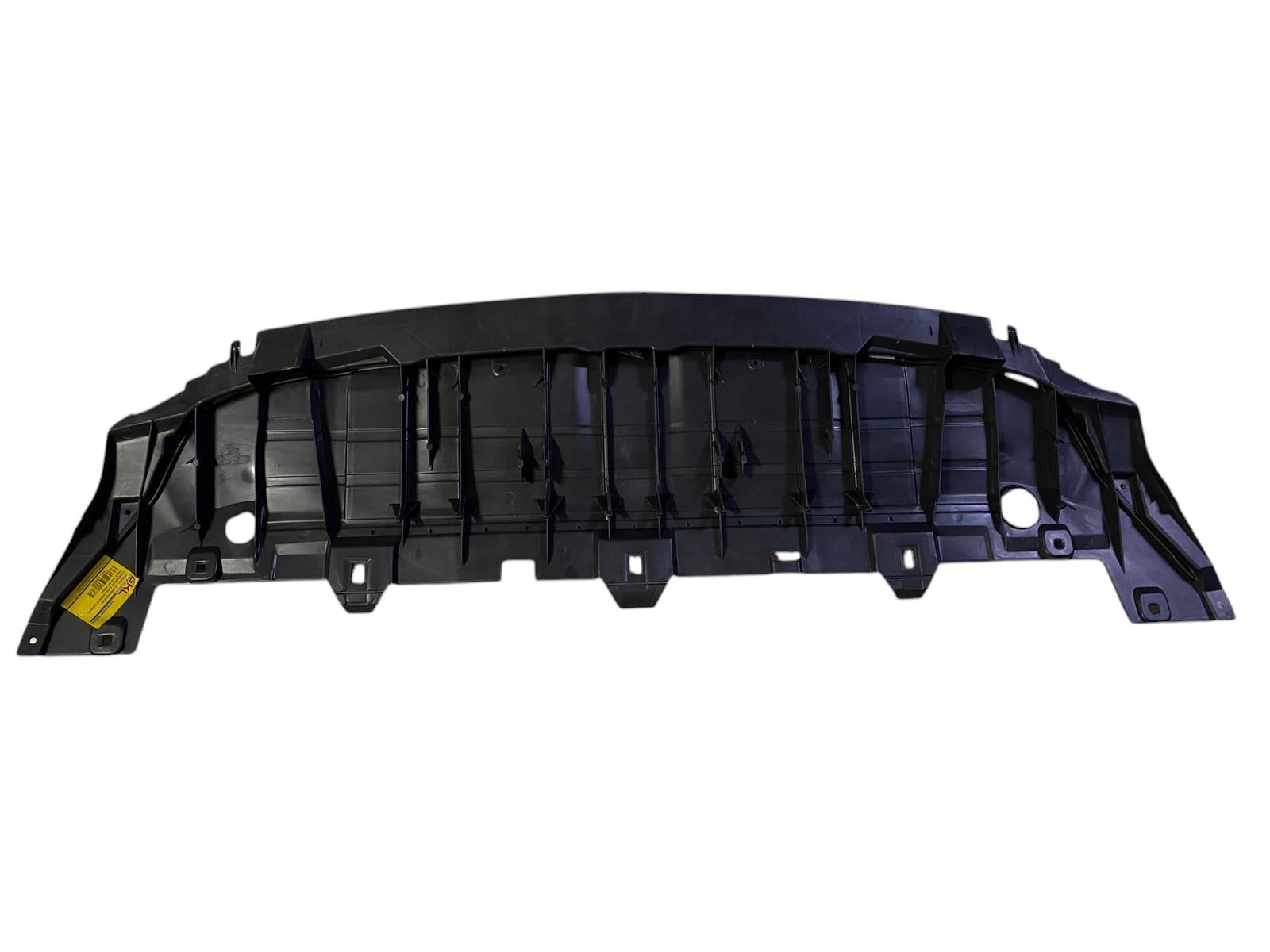Mercedes X156 GLA Ön Tampon Alt Muhafaza 13-16 A1568850036