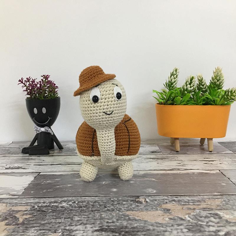 El Örgü Amigurumi Oyuncak Kaplumbağa Kahverengi