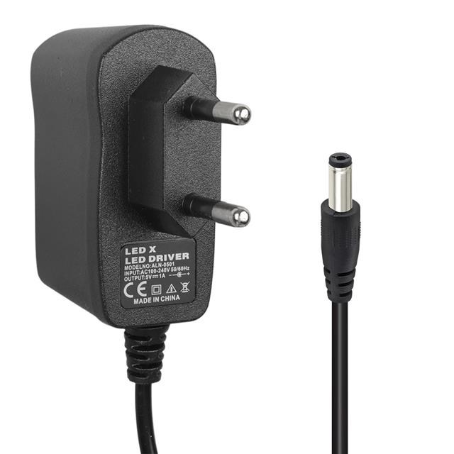 Powermaster PM-5737 5 Volt - 1 Amper 3.5*1.35 Mm Uçlu Plastik Kasa Priz Tipi Adaptör