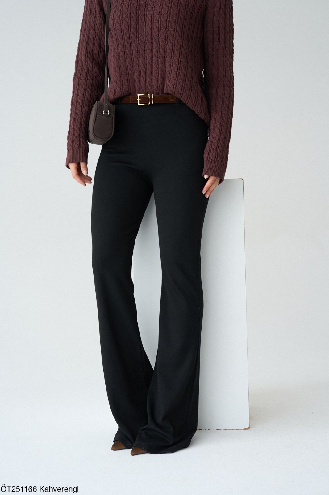 İspanyol Paça Siyah  Kadın Pantolon