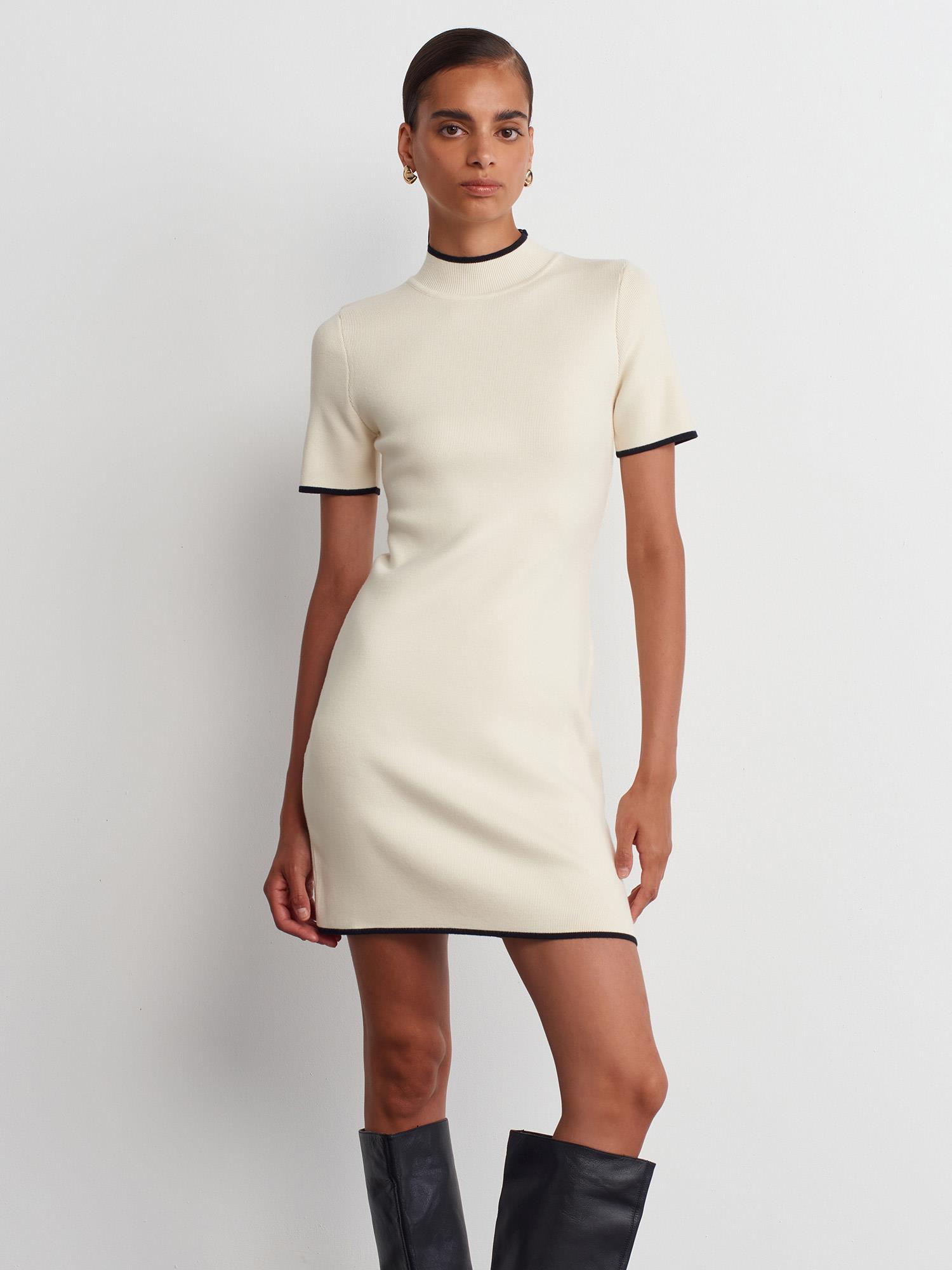  Dik Yaka Mini Triko Elbise-Krem