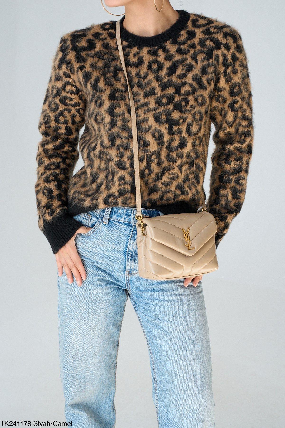  Leopar Desenli Kazak Yuvarlak Yaka 