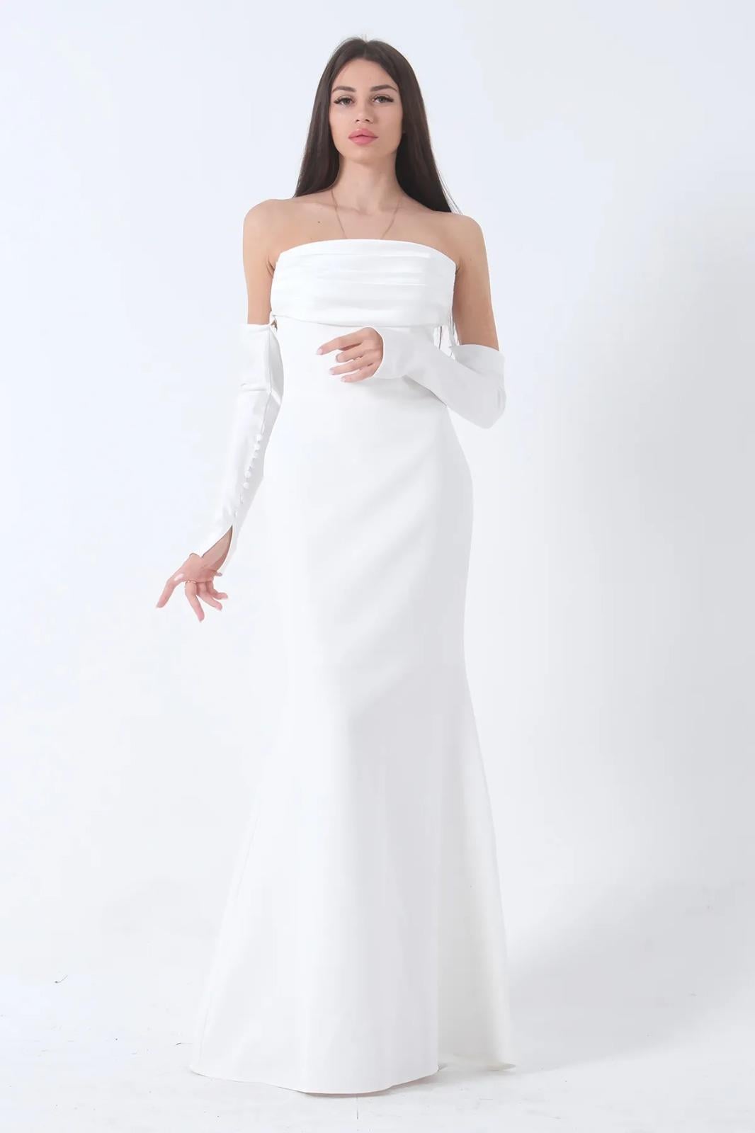 Beyaz Straples Degaje Yaka ve Kol Detaylı  ABİYE ELBİSE