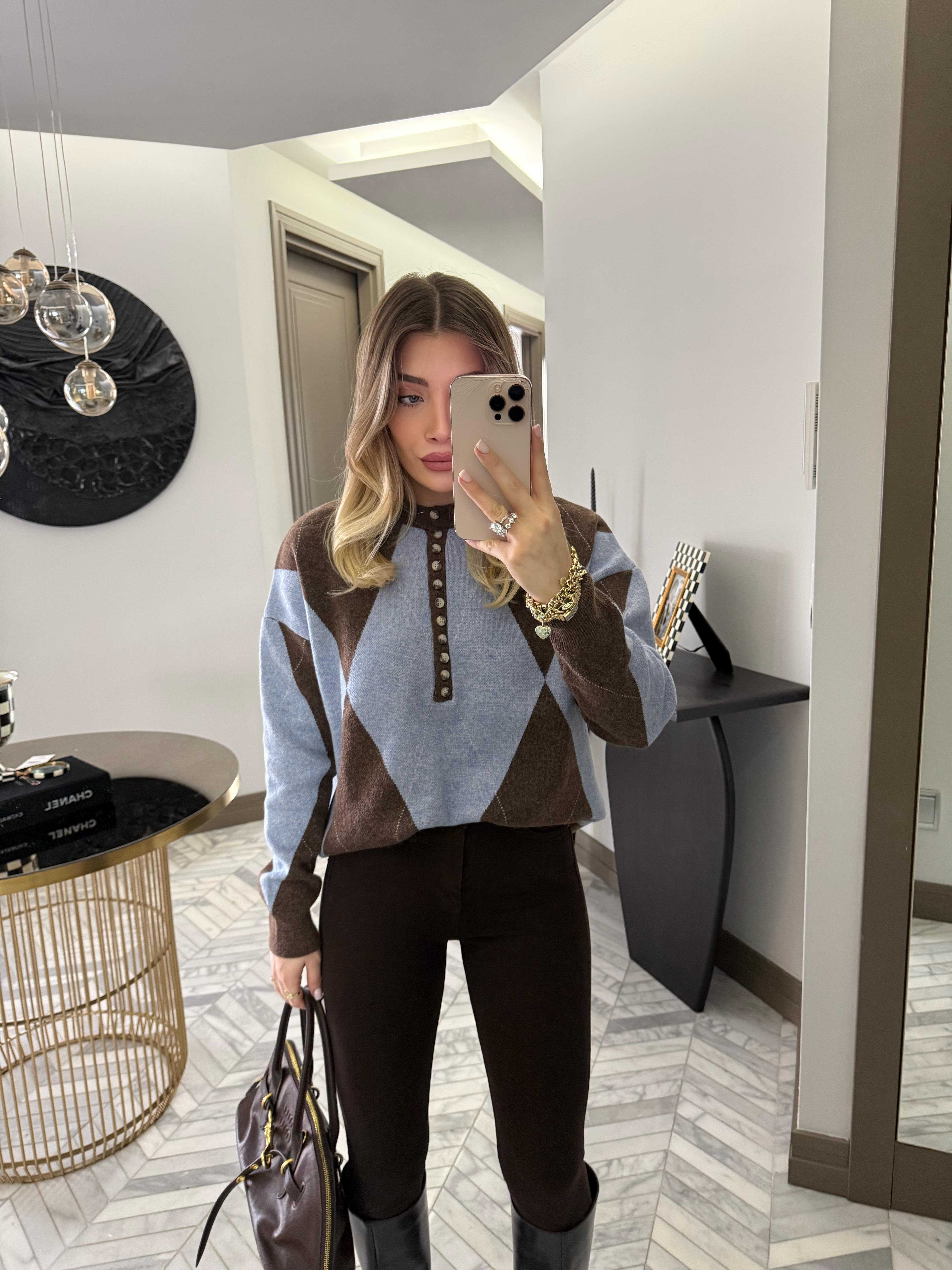 Düğmeli Baklavalı Kazak MAVİ