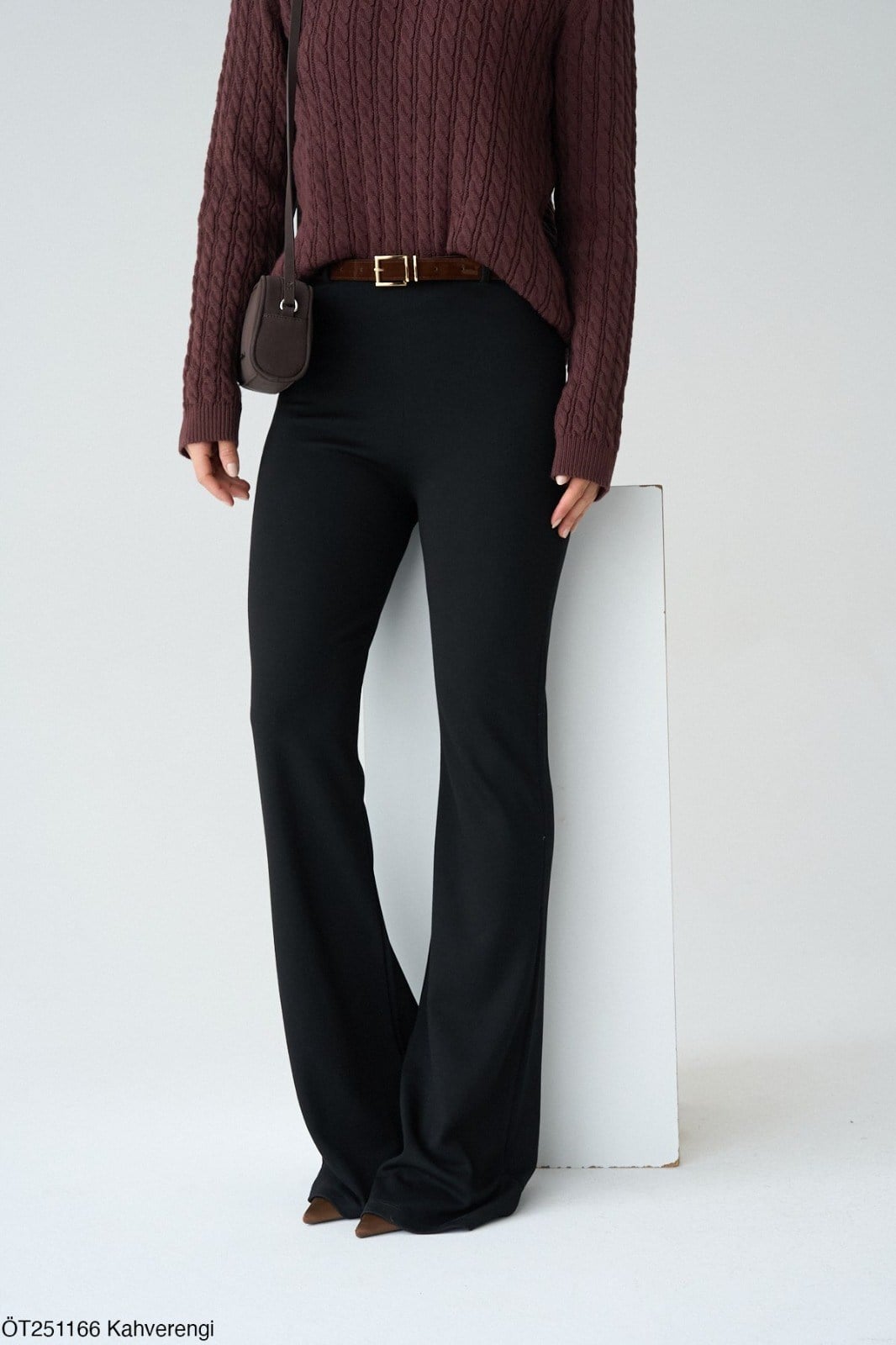 İspanyol Paça Siyah  Kadın Pantolon
