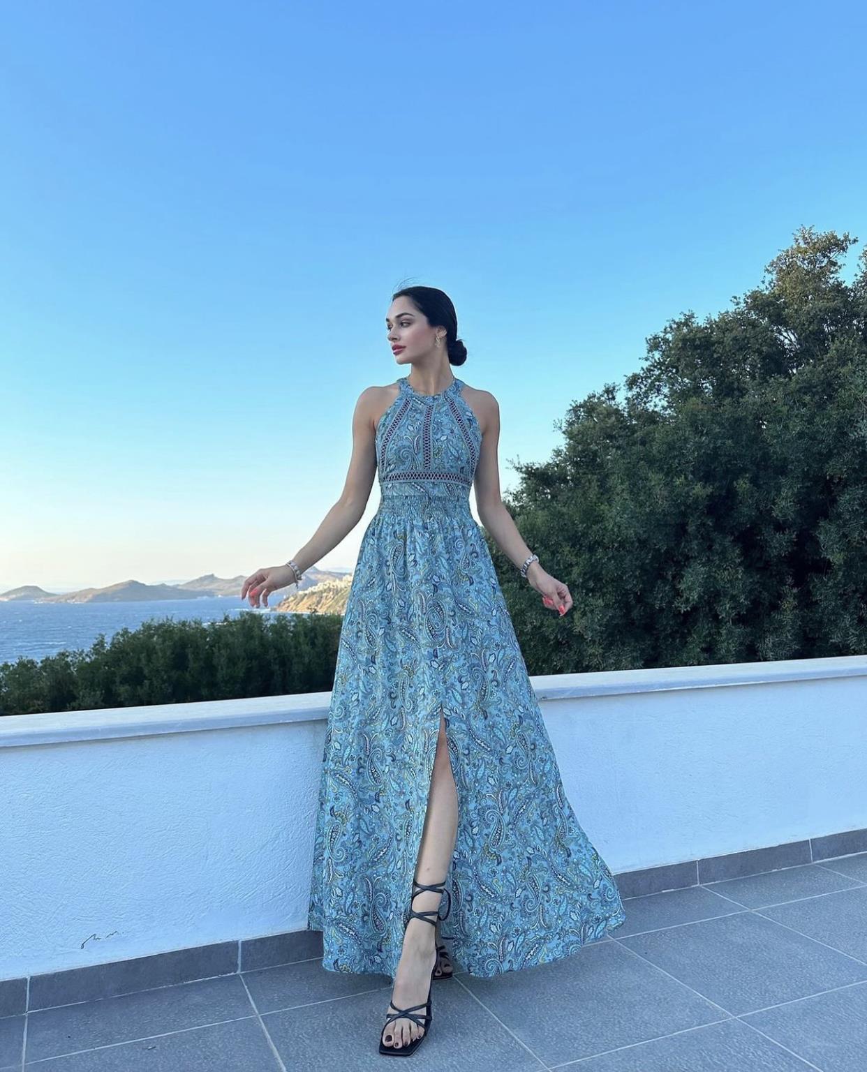 Şal Desenli Sırt Dekolteli Midi Editta Elbise