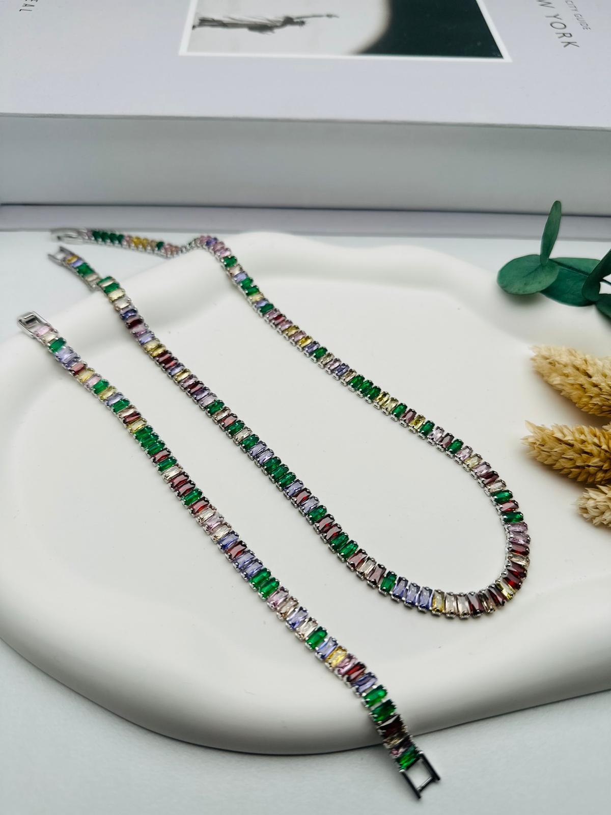 0106235 Renkli Baget Taşlı Zirkon Kolye (Gümüş) 
