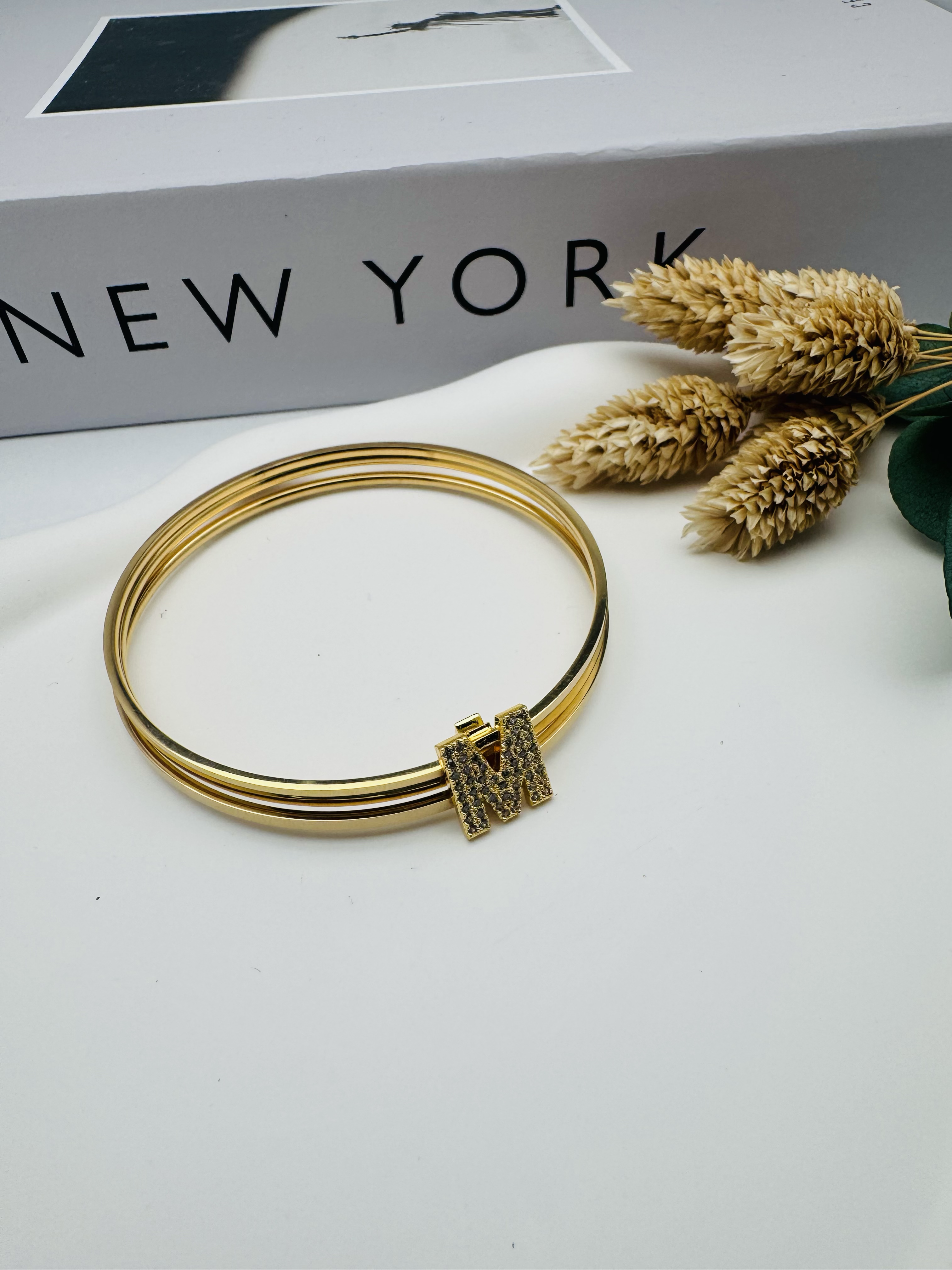 Charmlı Ajda Bilezik M Harfi  (Gold) 22084