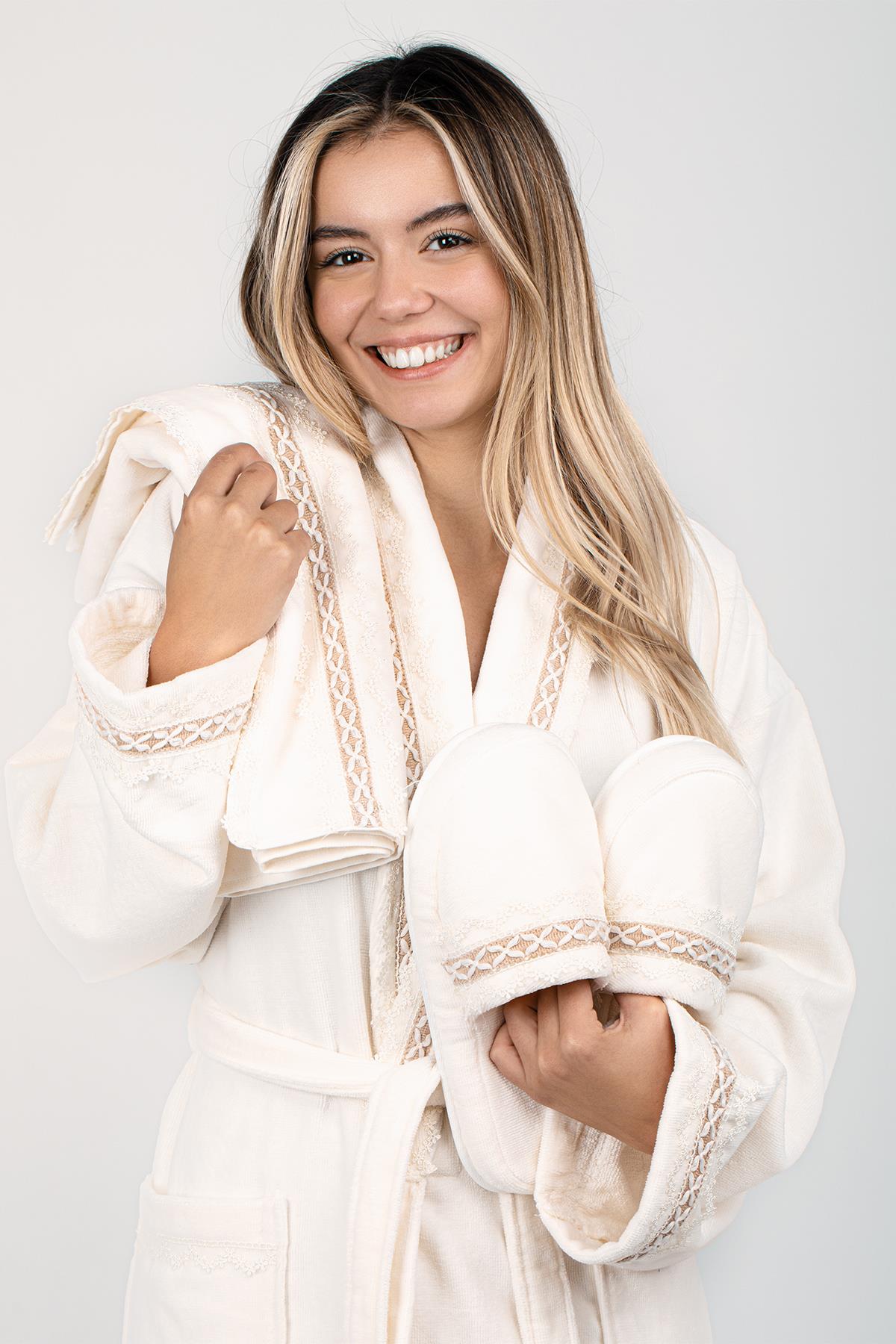 Velvet Line Deluxe Lady Bornoz Seti  - Çeçilya