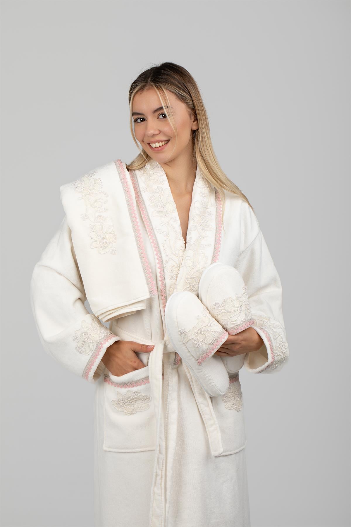 Velvet Line Deluxe Lady Bornoz Seti - Kamelya