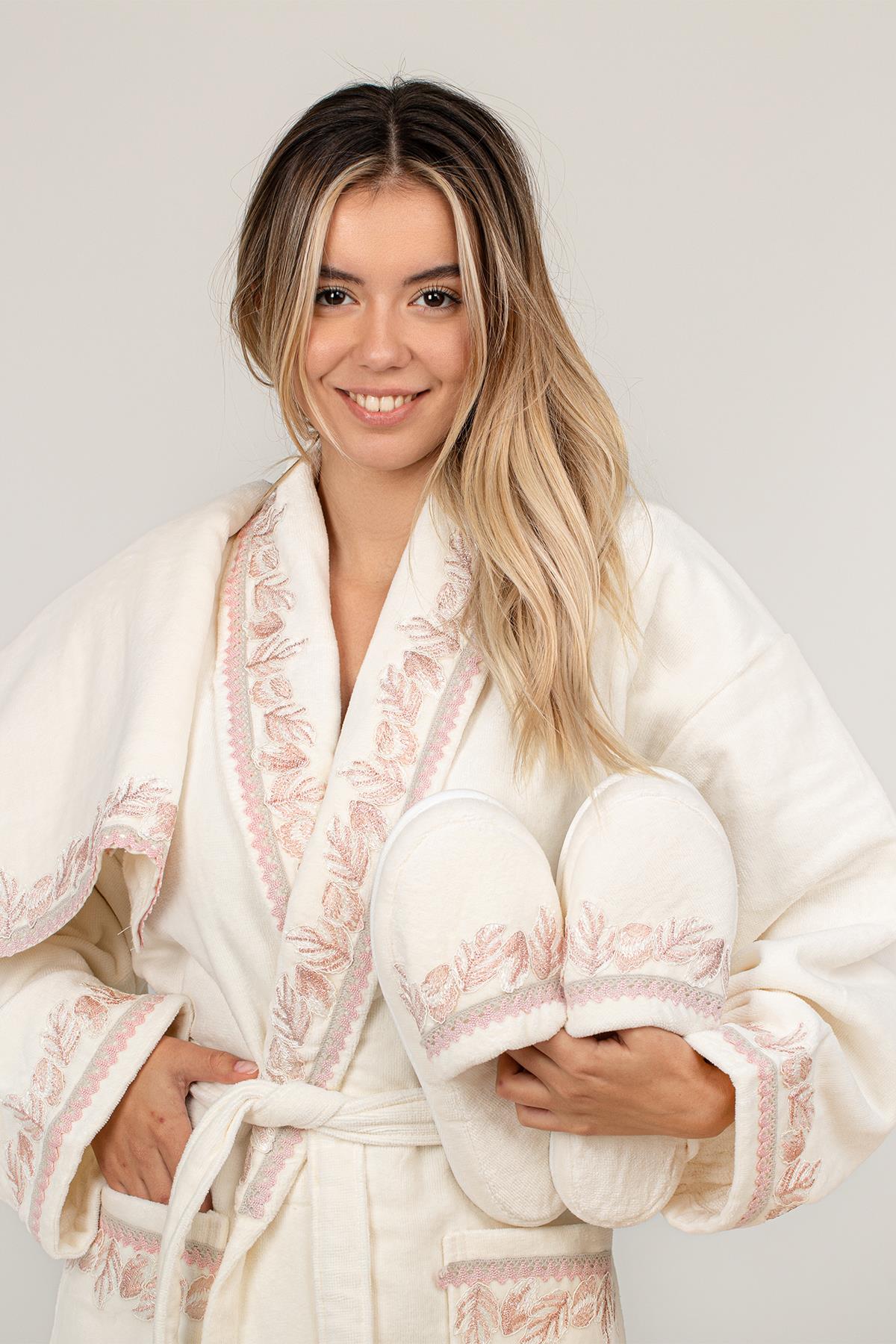 Velvet Line Deluxe Lady Bornoz Seti - Yaprak