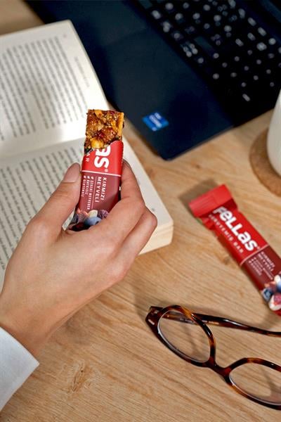 Fellas Kırmızı Meyveli Kuruyemiş Bar 30g x12 Adet
