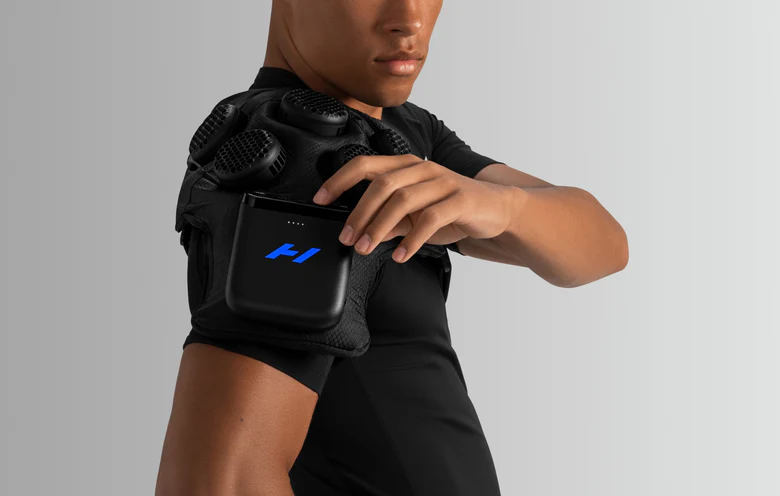 Hyperice Contrast 2 Shoulder dahili hava kompresyonu