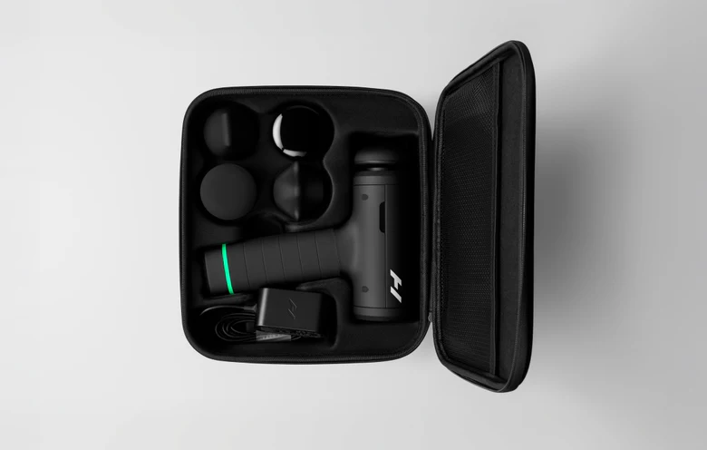 Hypervolt 3 Pro premium taşıma çantası ve aksesuarları