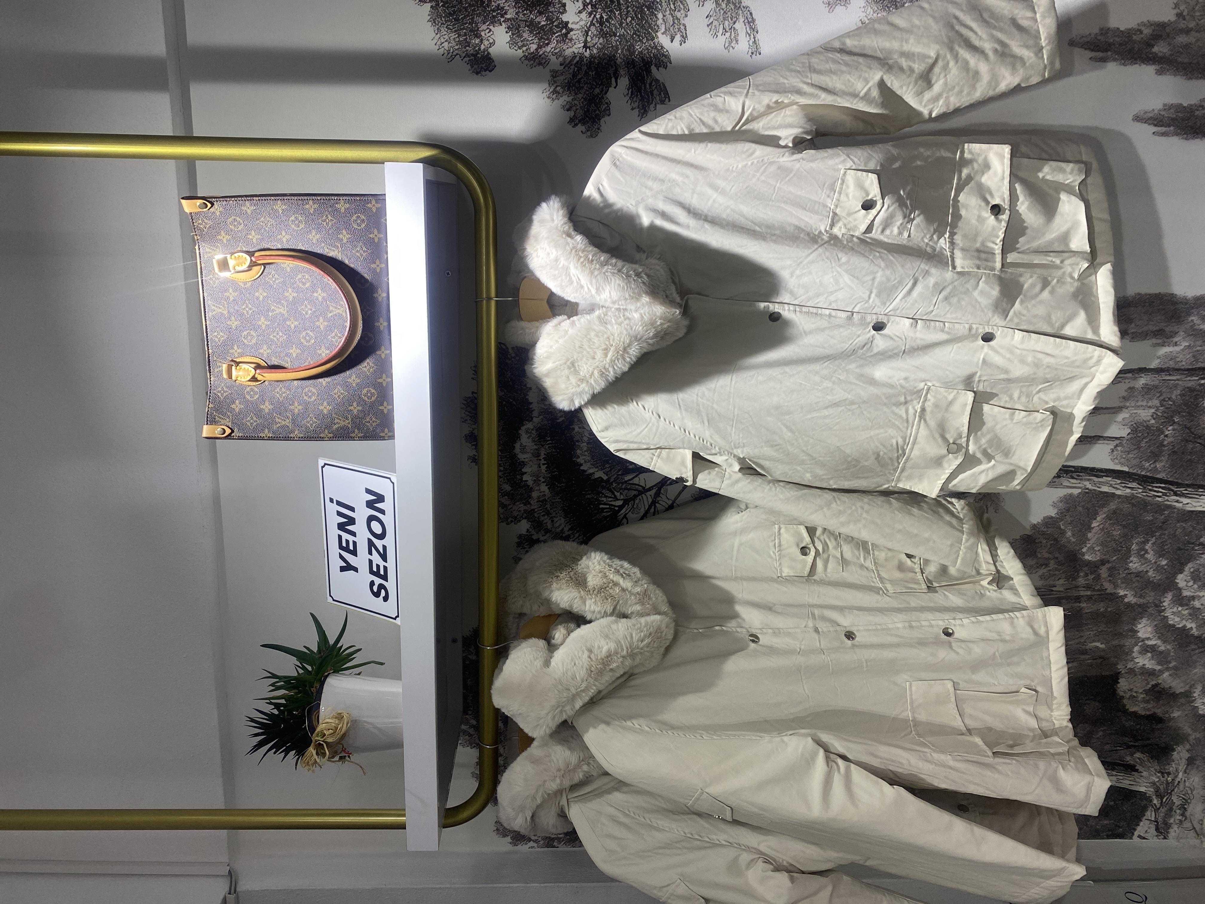TÜYLÜ PARKA