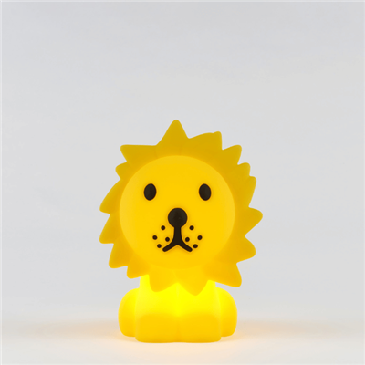 MR. MARIA LION FIRST LIGHT