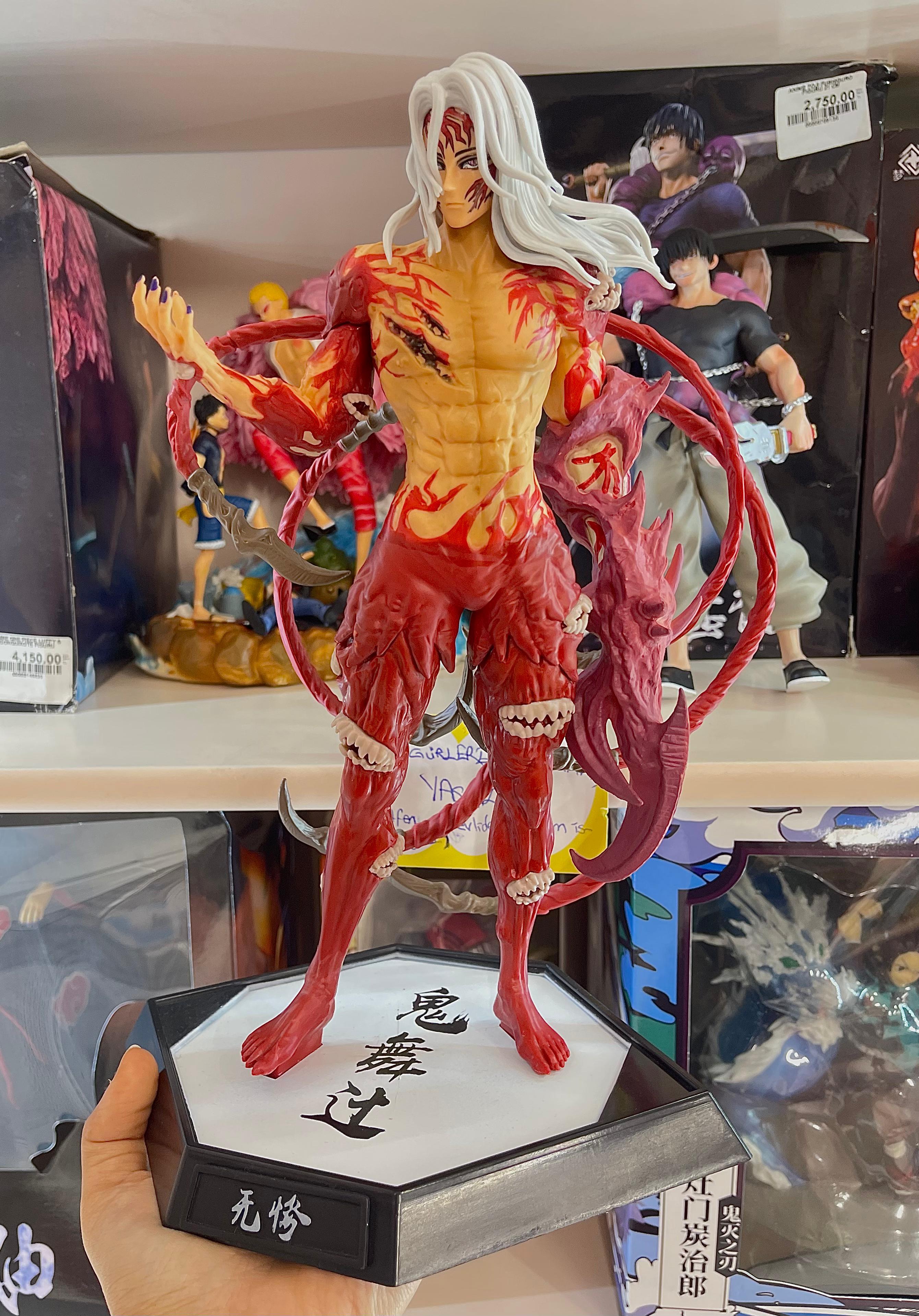 Demon Slayer Kıbutsujı Figür