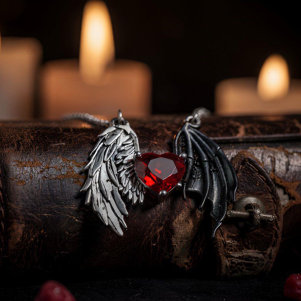 Angel & Demon Kalp Kolye