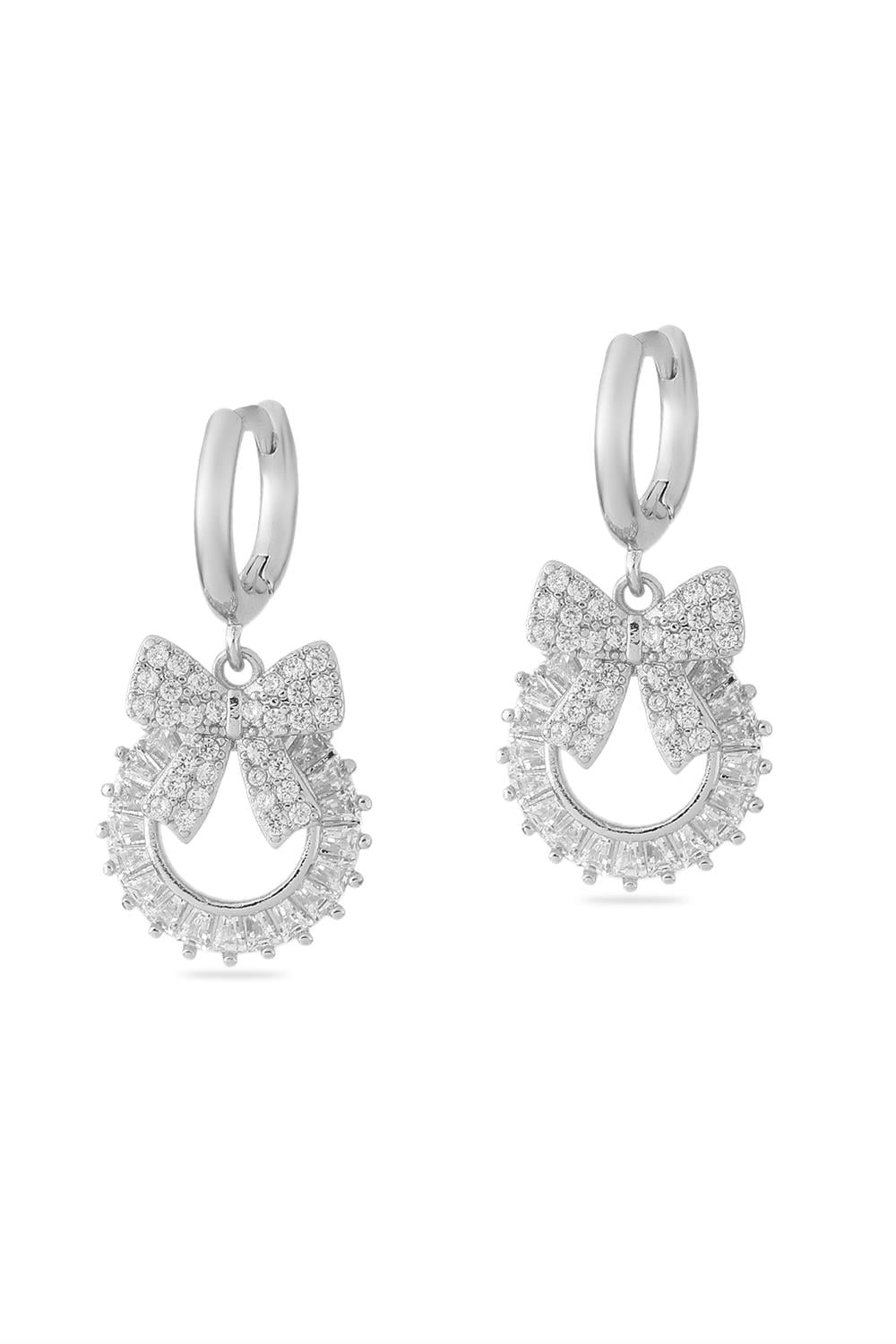 VIP Taşlı Küpe Silver