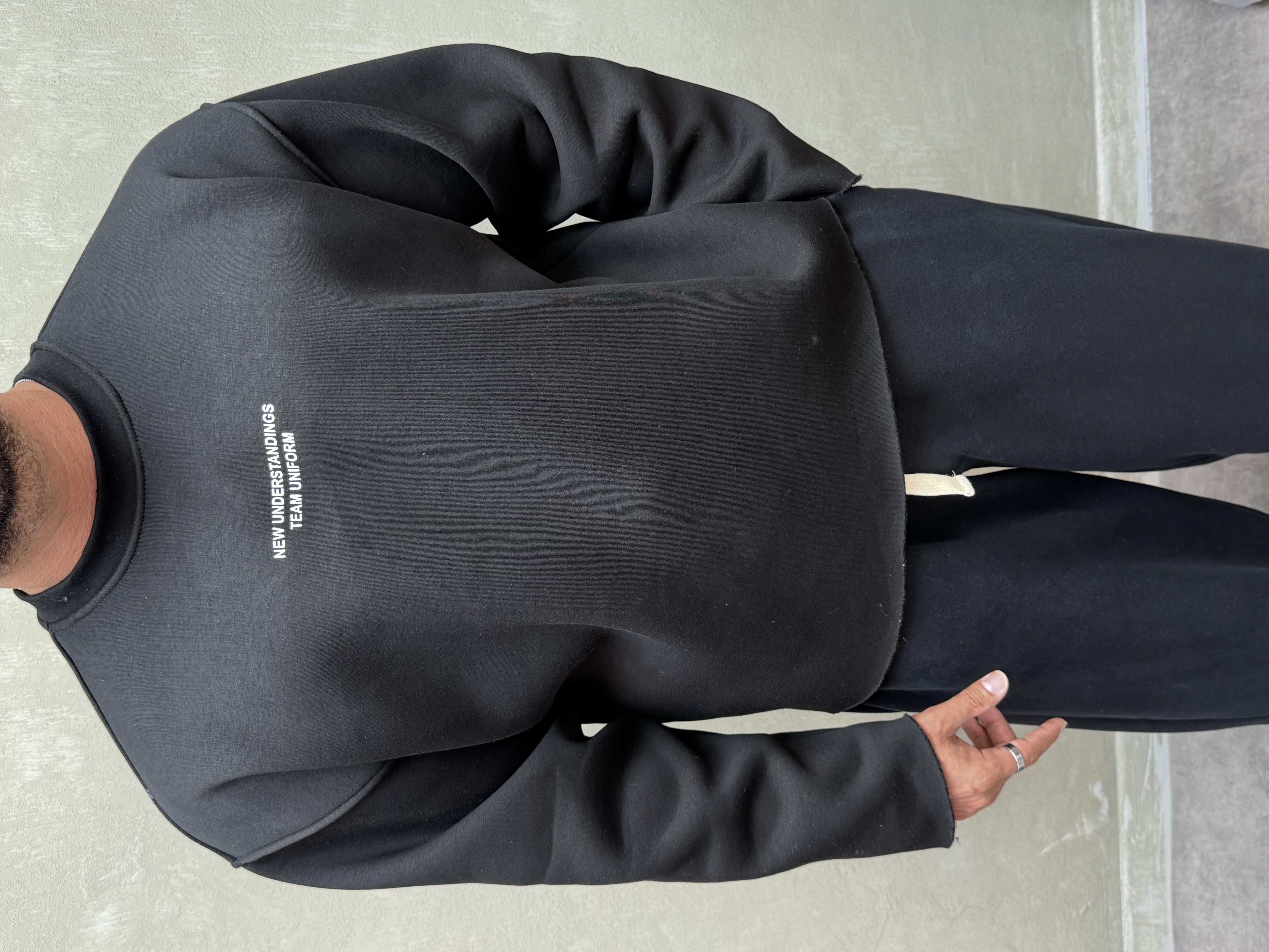 BOXY KALIP BELİVE SIRT DETAYLI SWEAT SİYAH