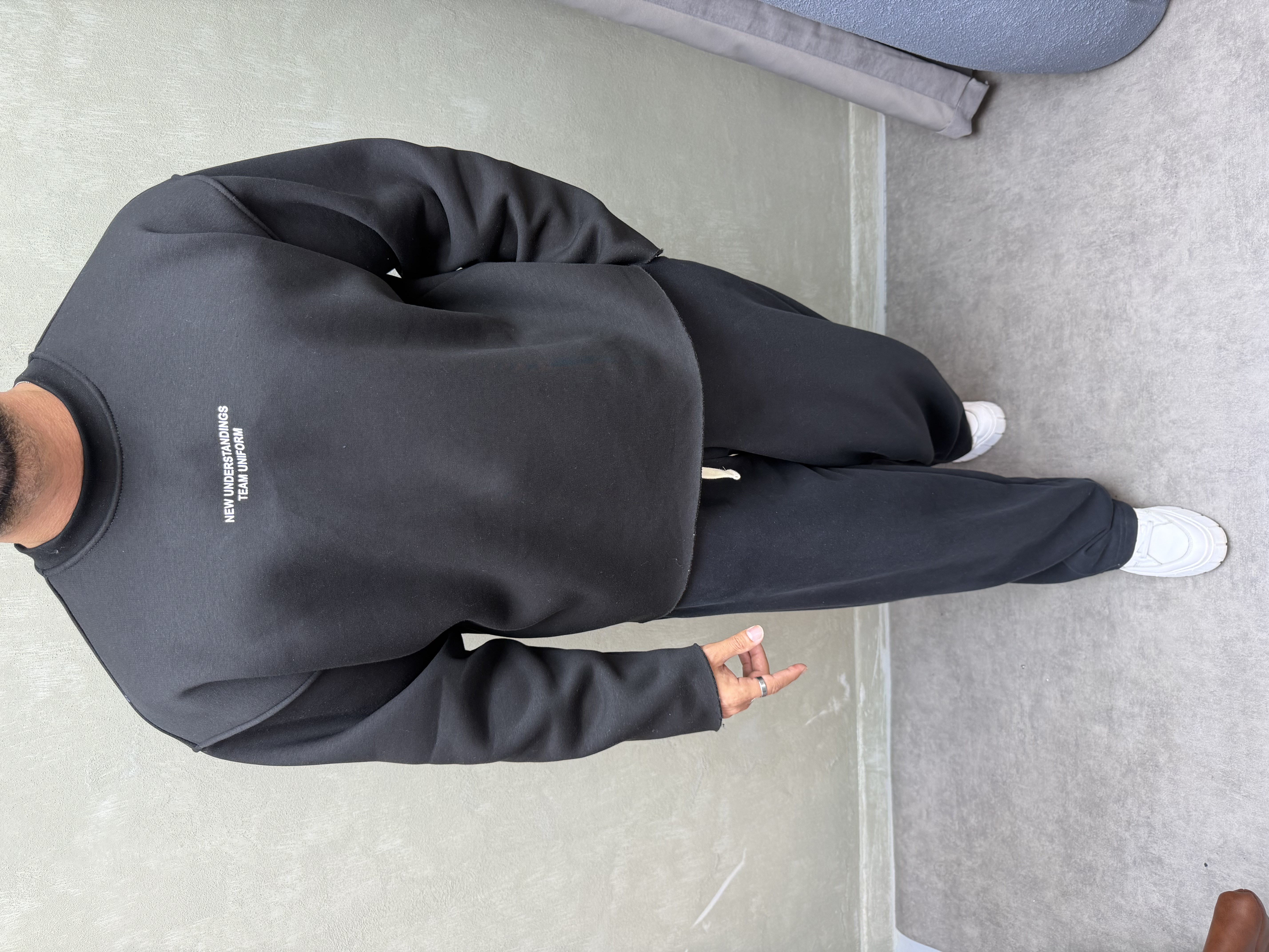 BOXY KALIP BELİVE SIRT DETAYLI SWEAT SİYAH