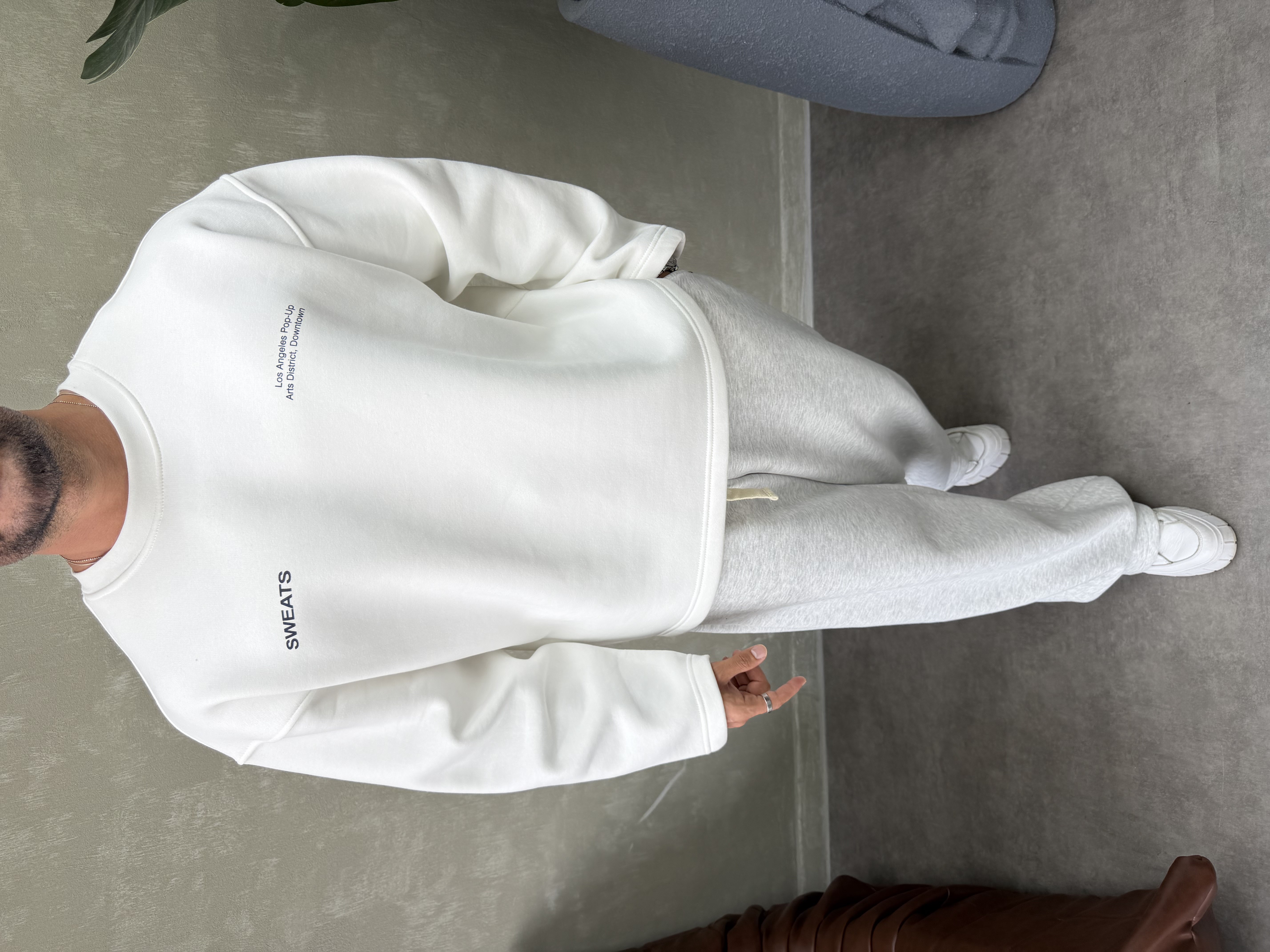 BOXY KALIP OVERSIZE SIRT BASKILI SWEAT BEYAZ