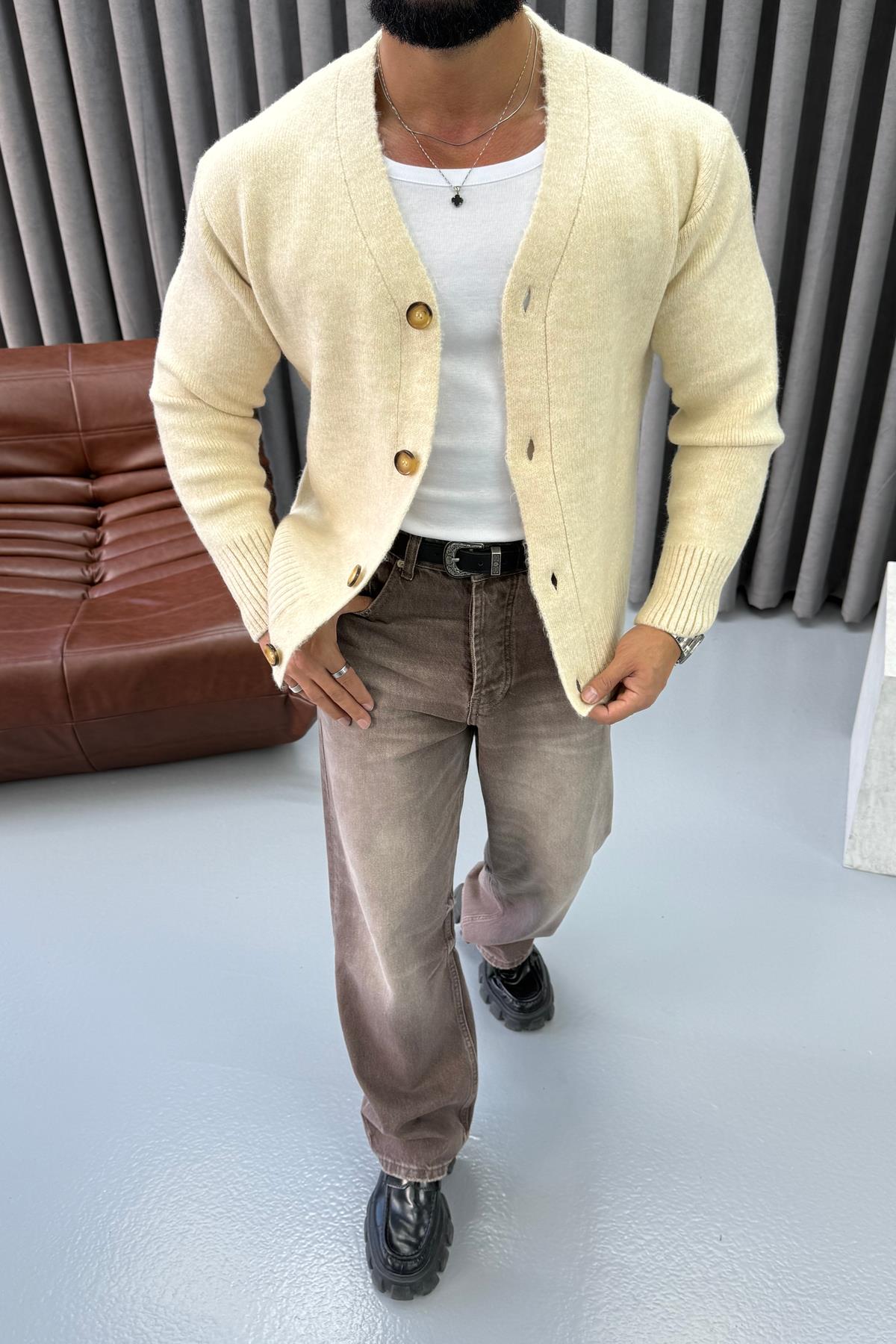 MR KIRÇILLI HIRKA BEJ