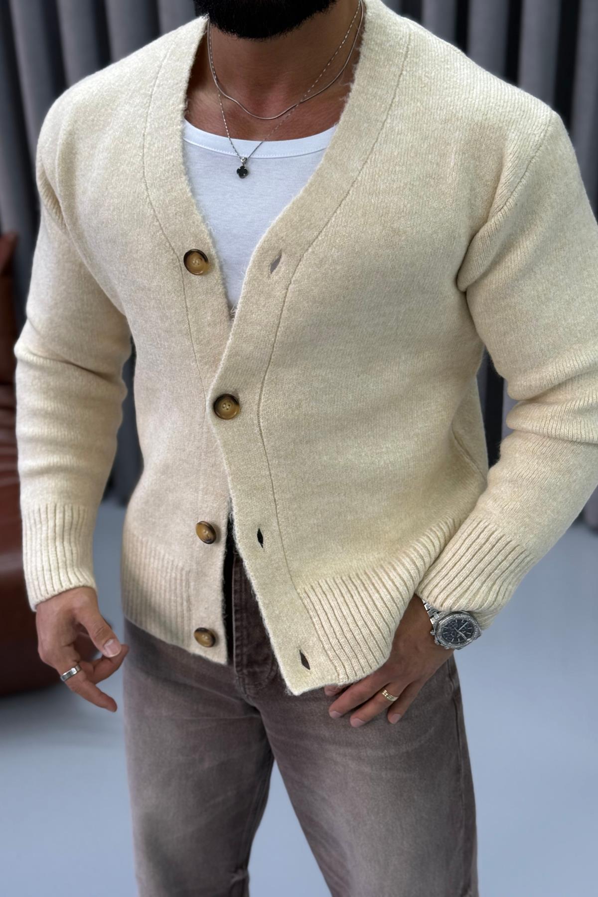 MR KIRÇILLI HIRKA BEJ