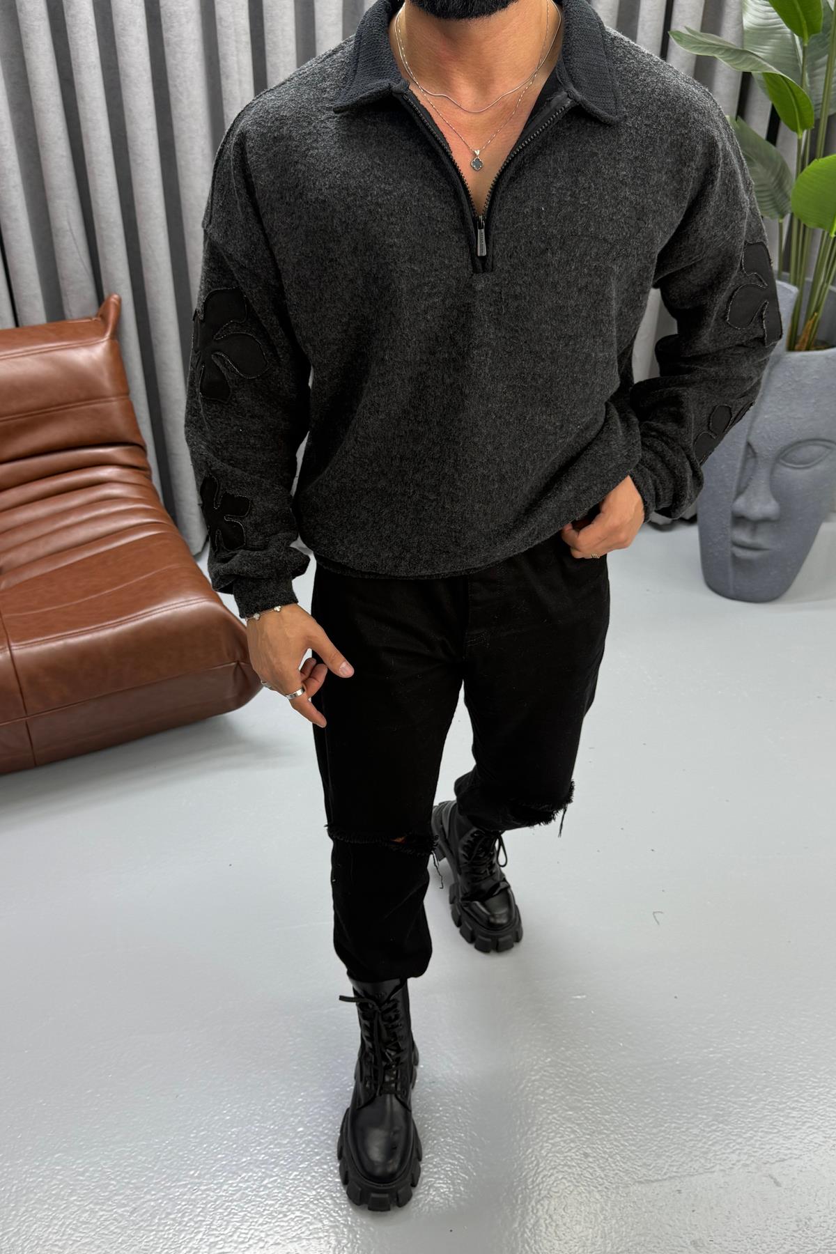 OVERSİZE NAKIŞ DETAYLI FERMUARLI SWEAT SİYAH