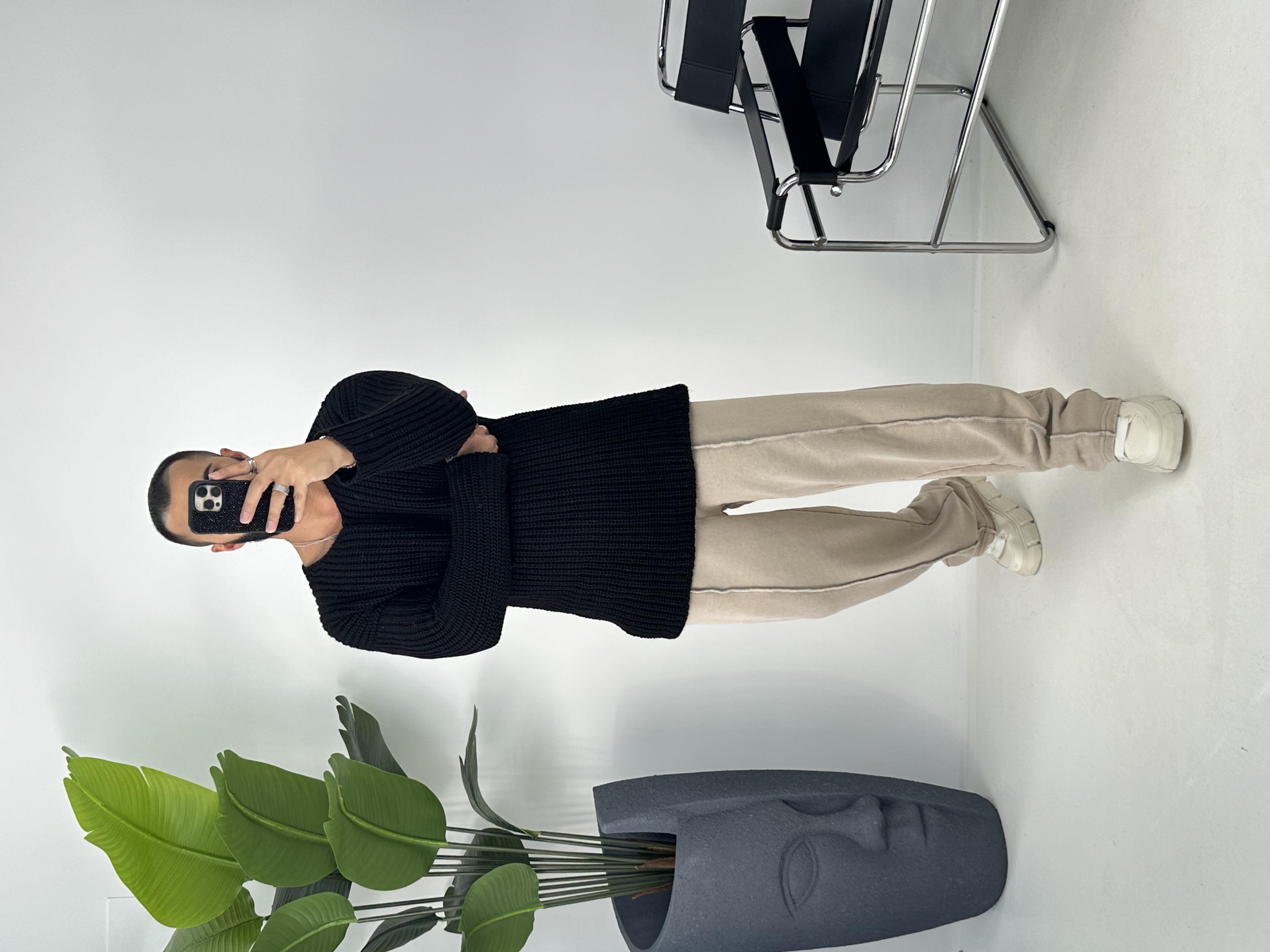 OVERSİZE ÖRME KAZAK SİYAH