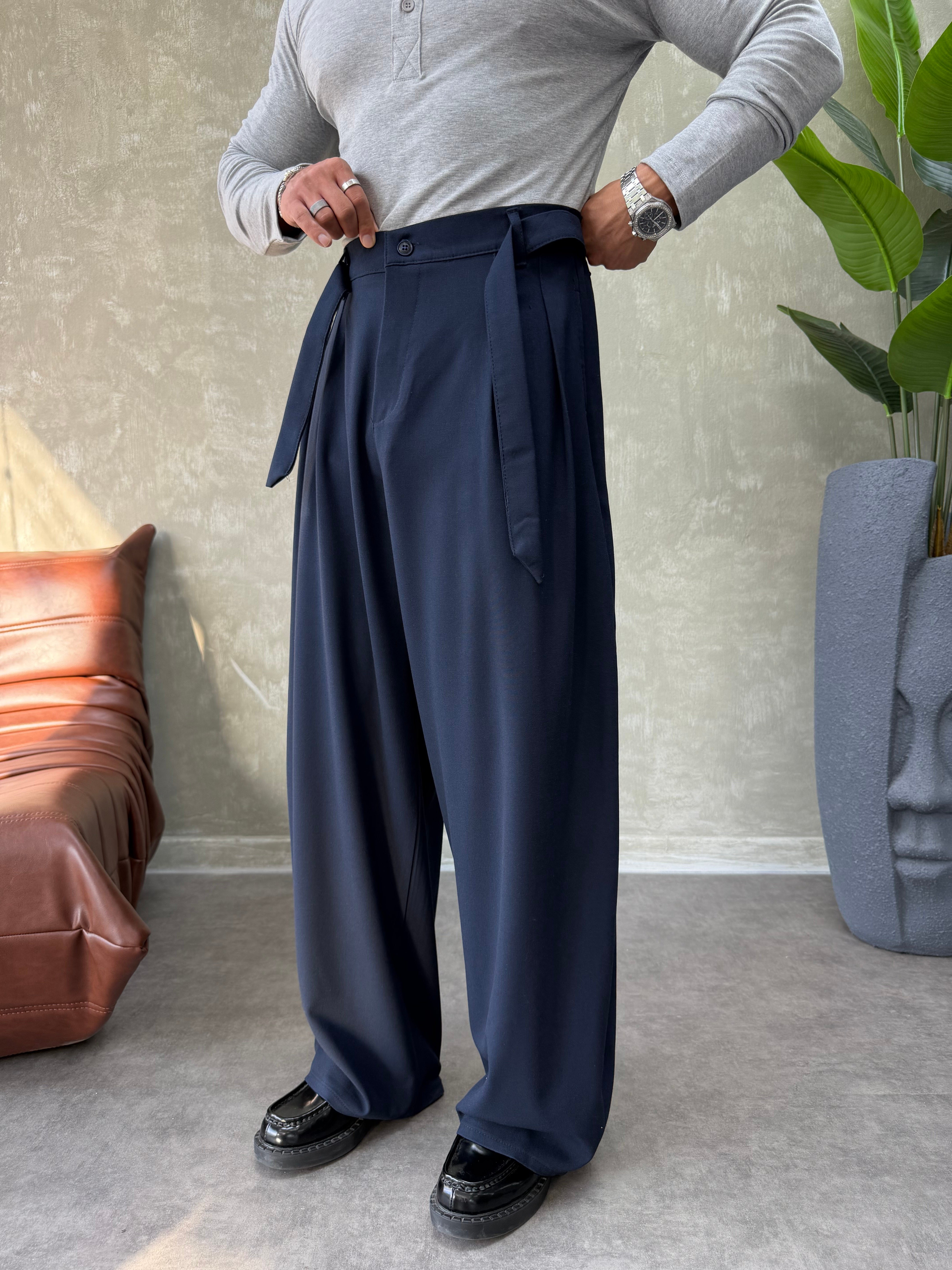 PREMIUM SERİ KEMER DETAYLI KORE KESİM PANTOLON LACİVERT 