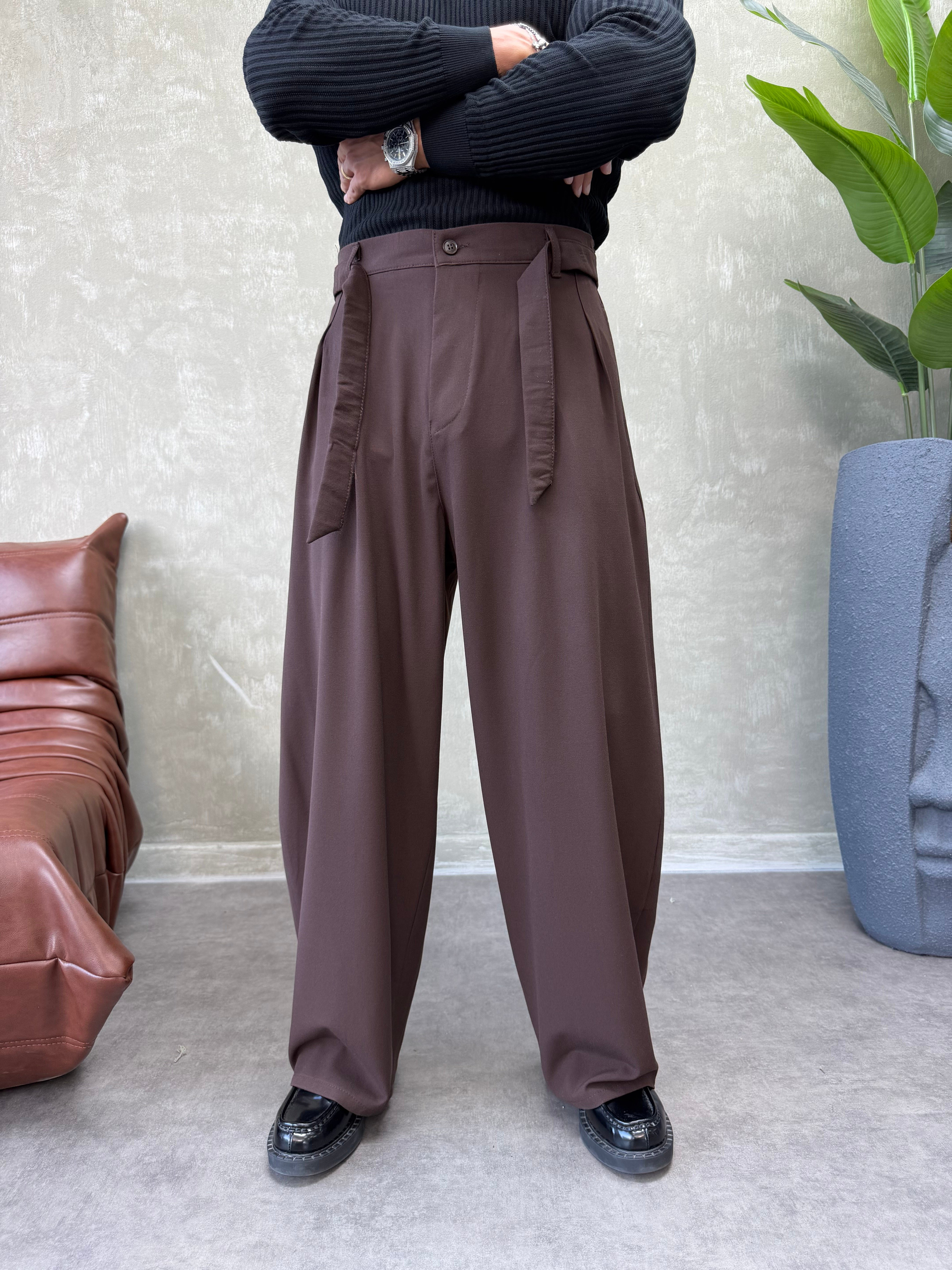 PREMIUM SERİ KEMER DETAYLI KORE KESİM PANTOLON KAHVERENGİ 