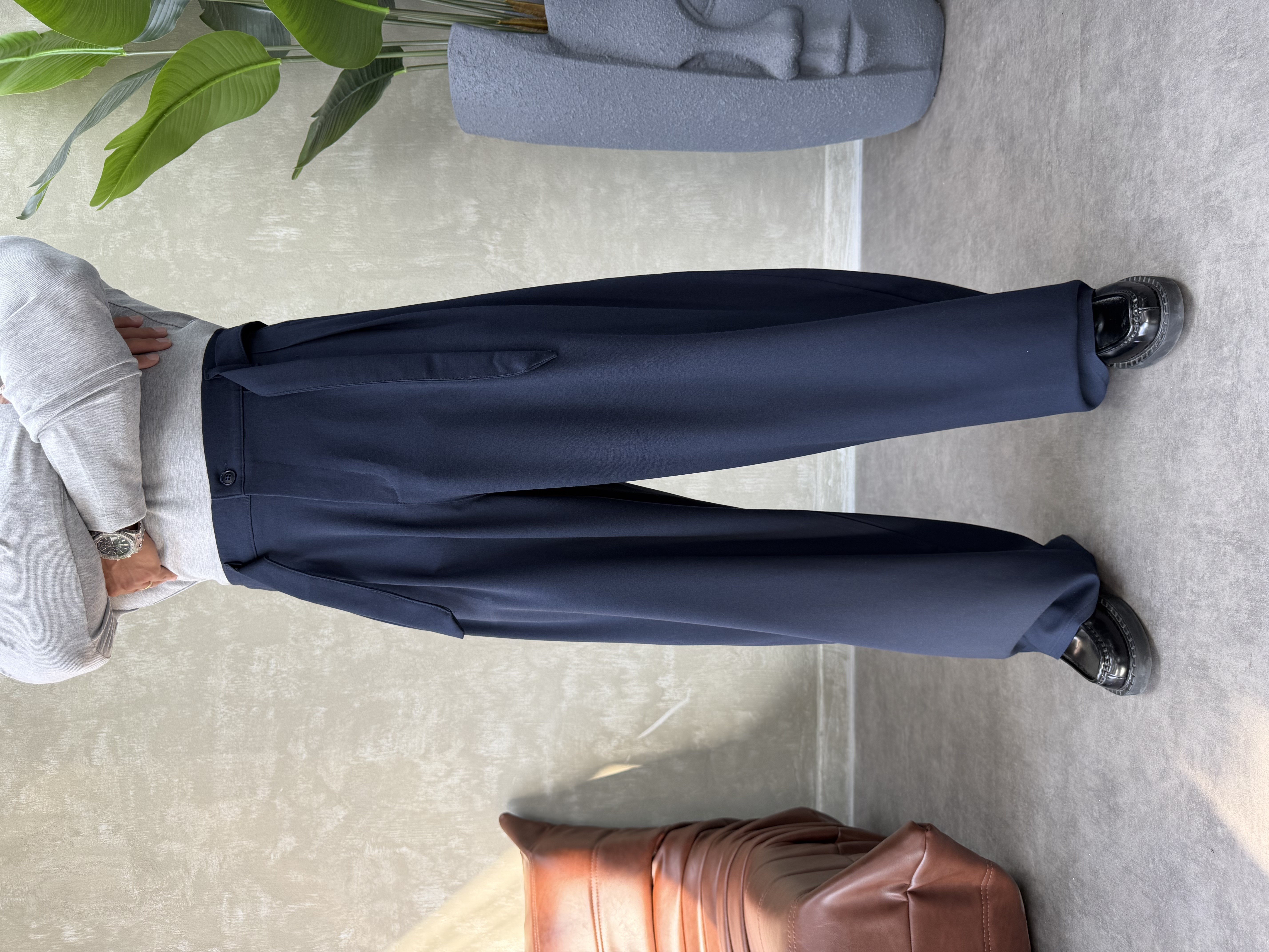 PREMIUM SERİ KEMER DETAYLI KORE KESİM PANTOLON LACİVERT 