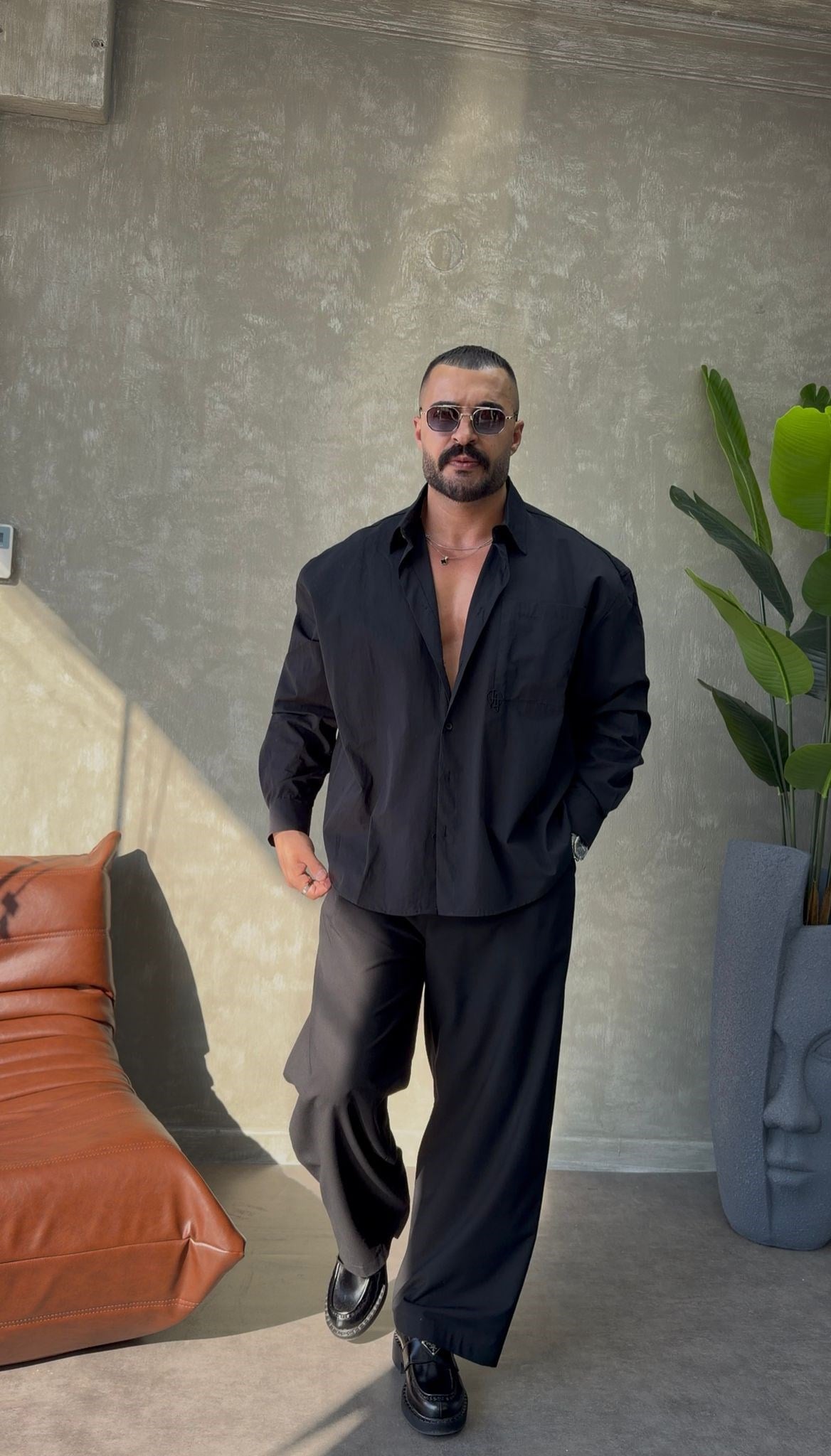 PREMİUM SERİ OVERSİZE CEP DETAYLI GÖMLEK SİYAH