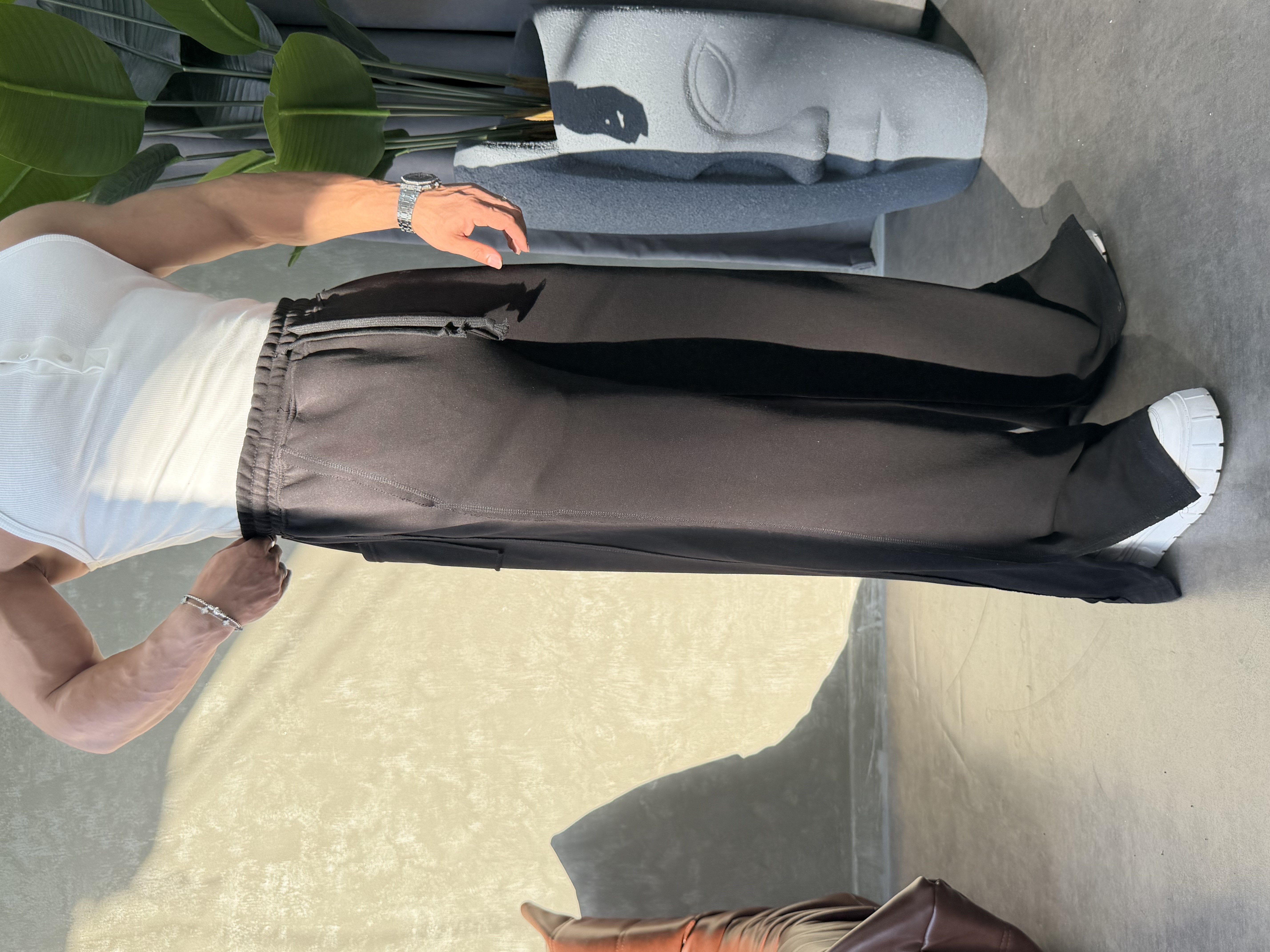 PREMIUM SERİ SUPER BAGGY YIRTMAÇLI EŞOFMAN SİYAH
