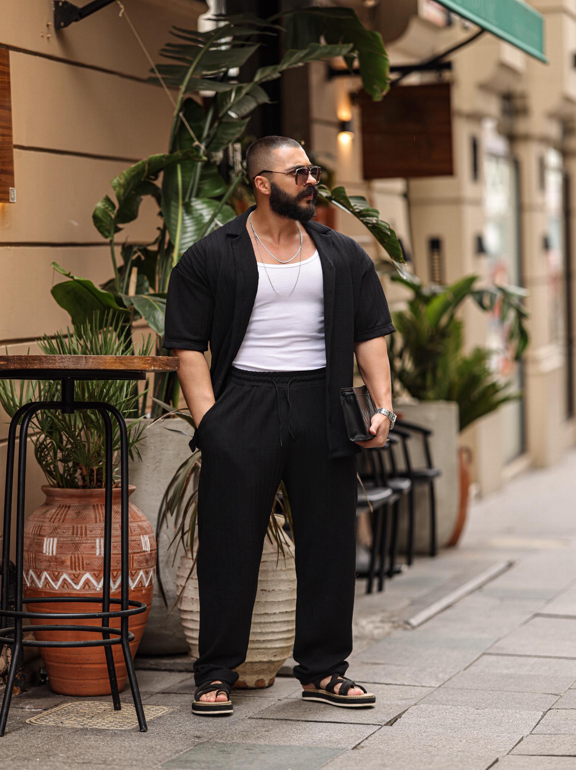 Siyah Çizgi Detaylı Oversize Alt Üst Takım 