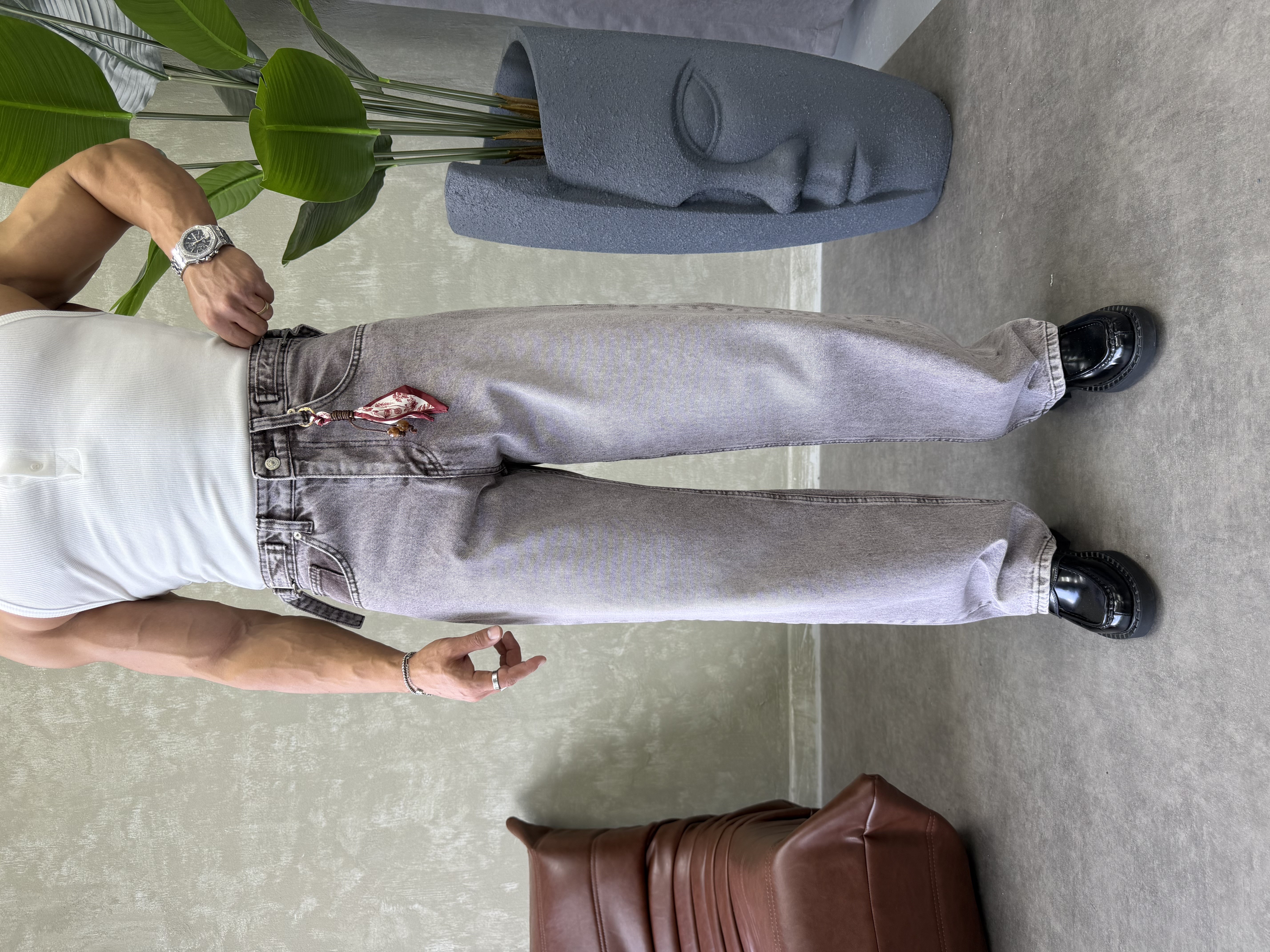 TASARIM KEMER DETAYLI BAGGY JEAN KAHVERENGİ 
