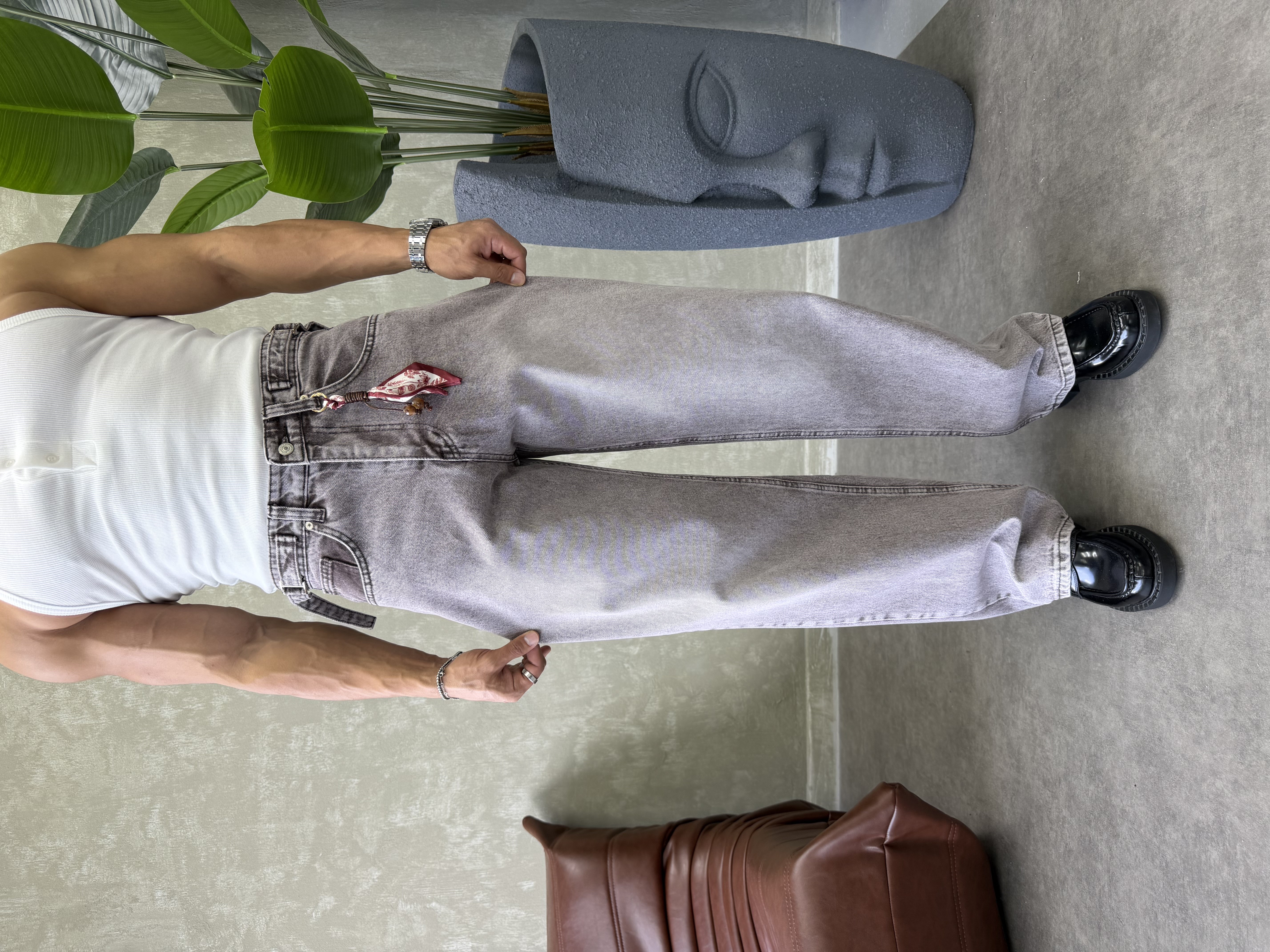 TASARIM KEMER DETAYLI BAGGY JEAN KAHVERENGİ 